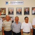 Ex-presidentes do Sindhotéis presentes no evento - Pedro Roth, Osvaldo Damião, Julio Cesar Gomes de Oliveira, Esoani Portes e Carlos Tavares