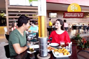 Happy-hour-no-Iguassu-Boulevard